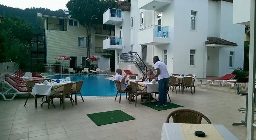 Tolan Apartments İçmeler Luaran gambar