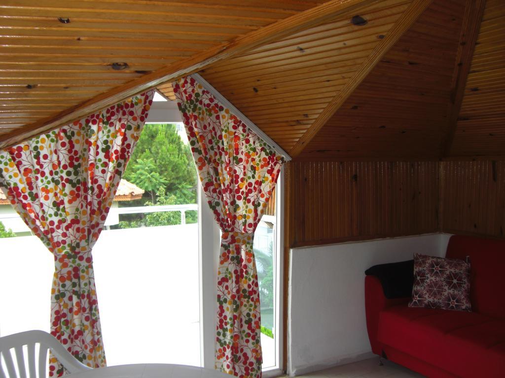 Tolan Apartments İçmeler Luaran gambar