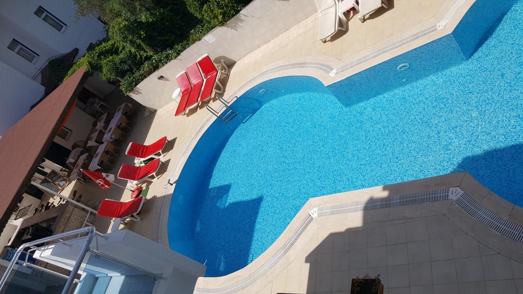 Tolan Apartments İçmeler Luaran gambar