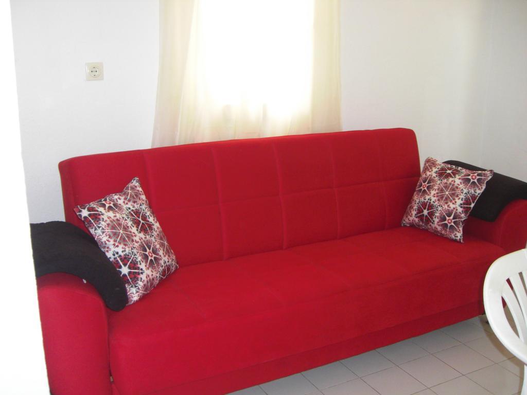 Tolan Apartments İçmeler Luaran gambar