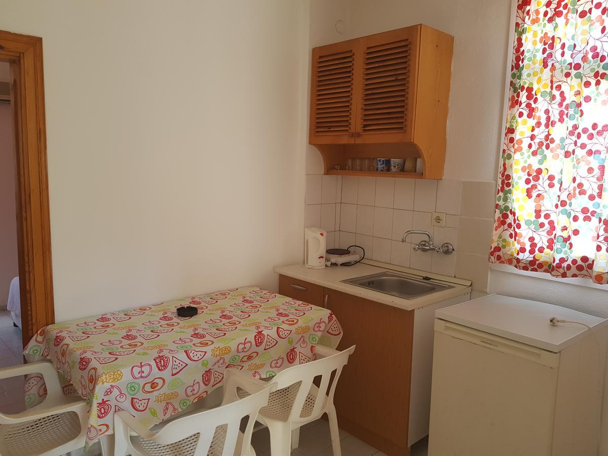 Tolan Apartments İçmeler Luaran gambar